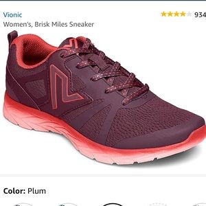 Vionic Brisk Miles Sneaker